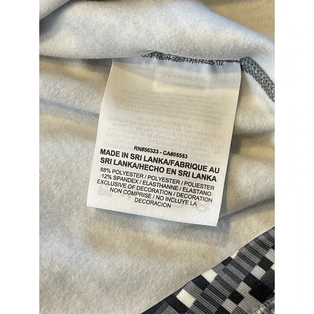 Nike Pro Dri-FIT Half Zip Pullover‎ Athletic Top Geometric Print L